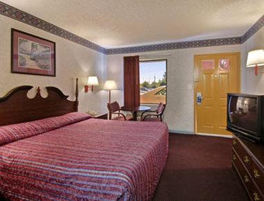 Travelodge By Wyndham Forest Park Atlanta South Екстериор снимка