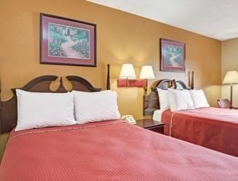 Travelodge By Wyndham Forest Park Atlanta South Стая снимка